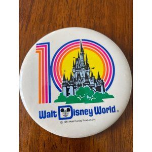1981 Walt Disney World 10th Anniversary Button Pin Cinderella Castle 3" Round
